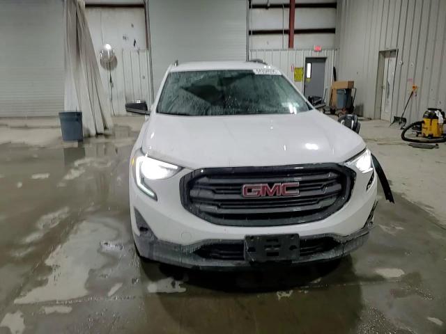 2020 GMC Terrain - Image 11