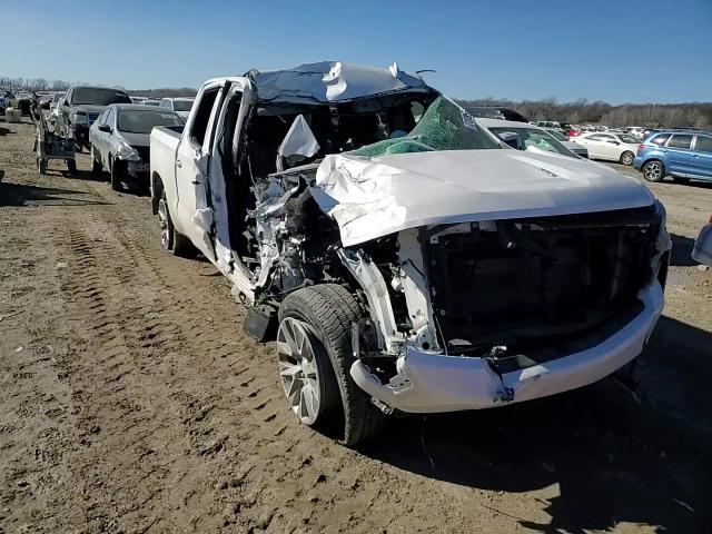 2021 Chevrolet Silverado - Image 11