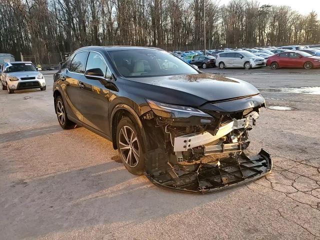 2023 Lexus RX - Image 13