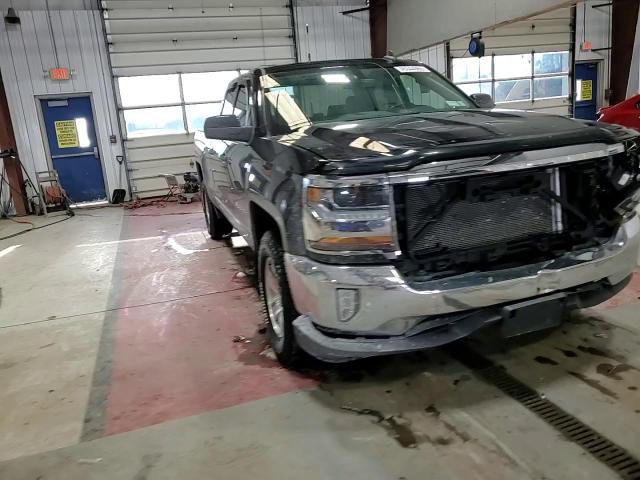 2016 Chevrolet Silverado - Image 10