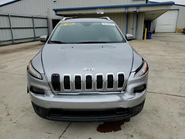 2015 Jeep Grand Cherokee - Image 12