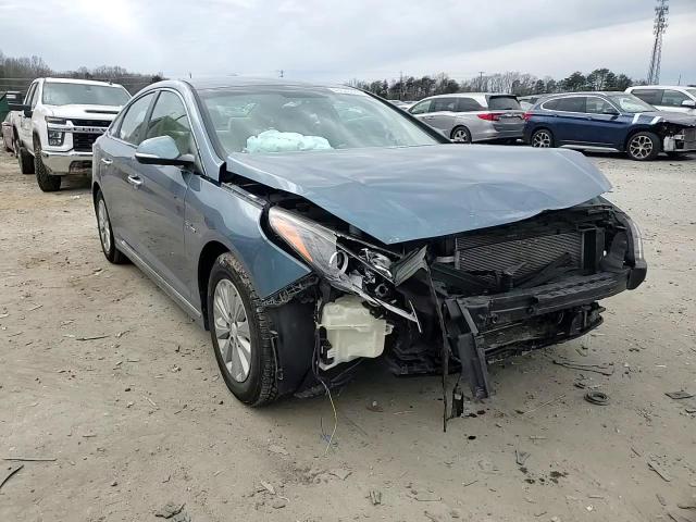 2016 Hyundai Sonata - Image 10