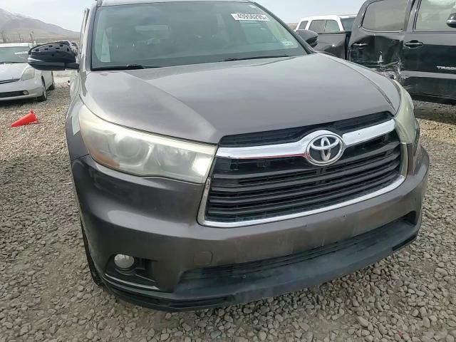 2015 Toyota Highlander - Image 11