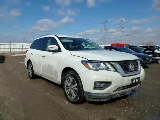 2018 Nissan Pathfinder - Image 11