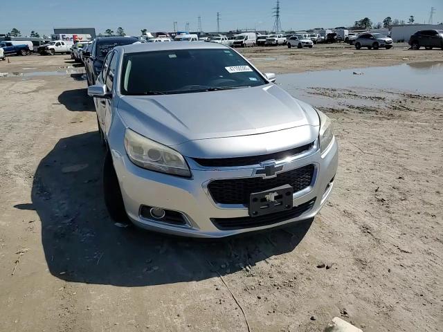 2016 Chevrolet Malibu - Image 10