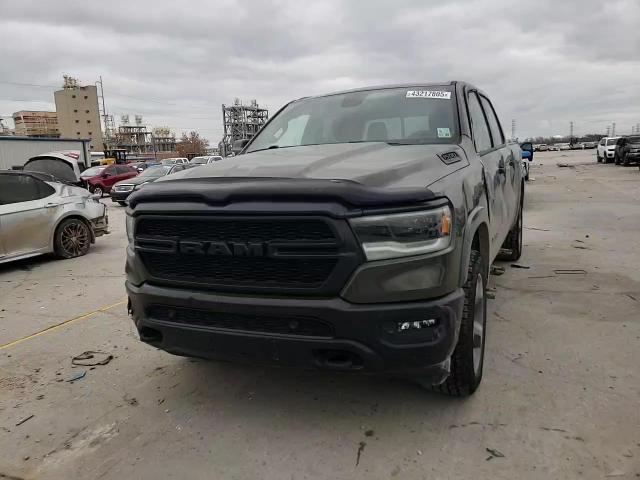 2021 RAM 1500 - Image 11