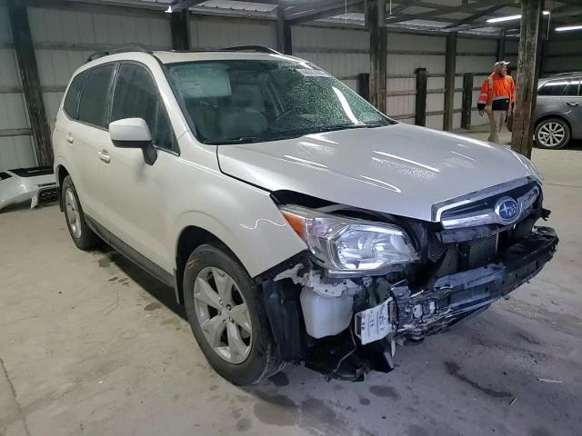 2015 Subaru Forester - Image 12