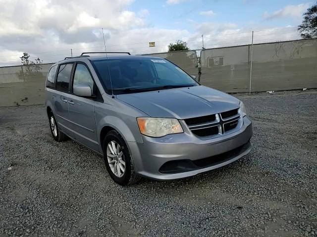2014 Dodge Caravan - Image 11