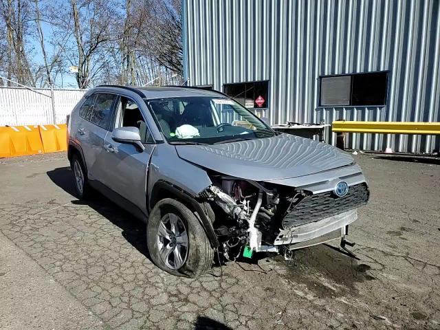 2020 Toyota RAV 4 - Image 11