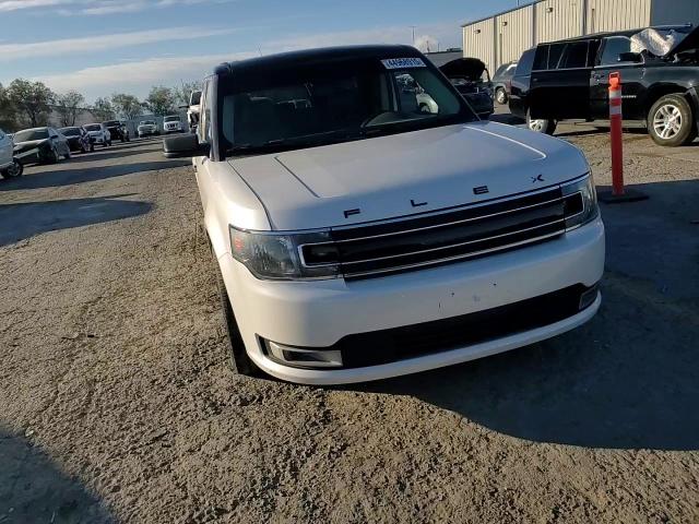2016 Ford Flex - Image 14