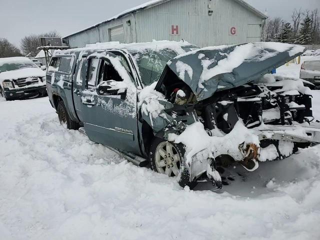 2011 GMC Sierra - Image 11