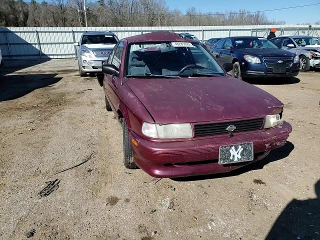 1994 Nissan Sentra - Image 11
