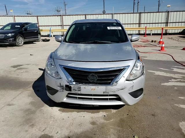 2017 Nissan Versa - Image 13