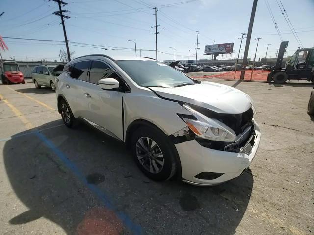 2017 Nissan Murano - Image 12