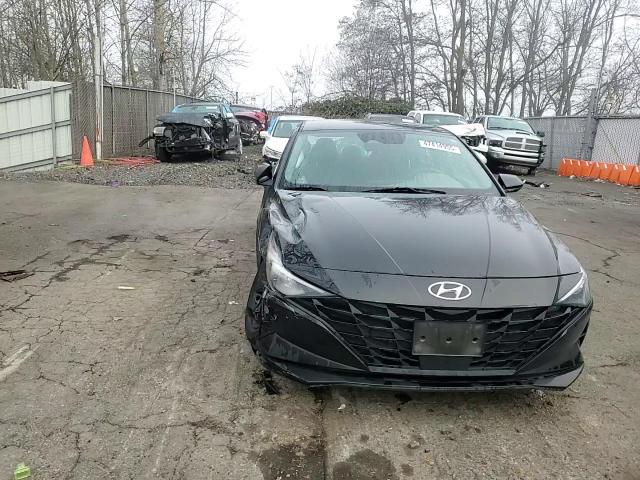 2021 Hyundai Elantra - Image 10