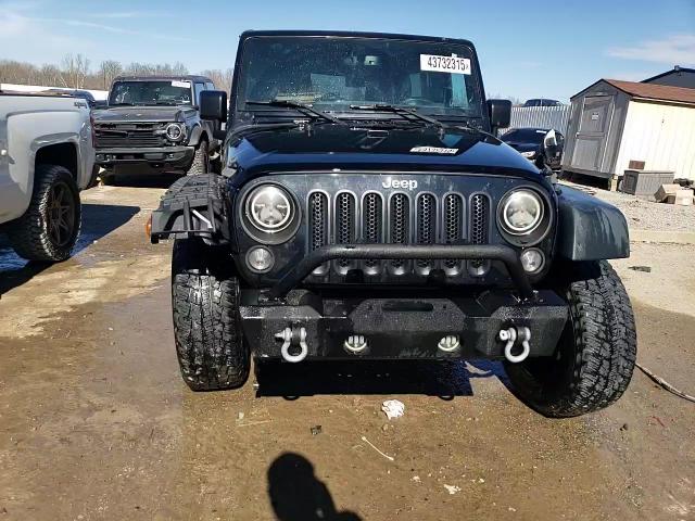 2015 Jeep Wrangler - Image 14