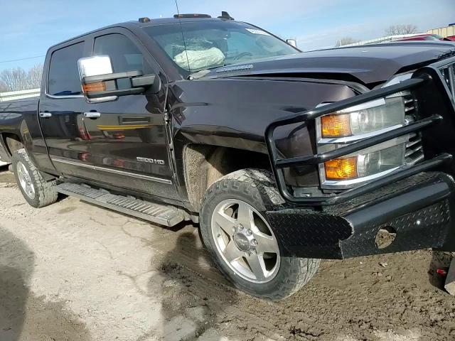 2016 Chevrolet Silverado - Image 11