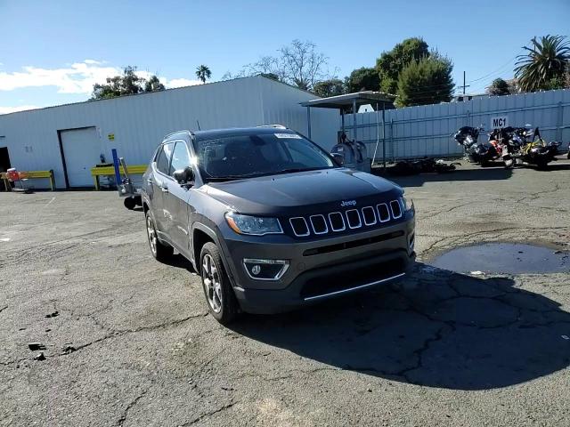 2020 Jeep Compass - Image 12