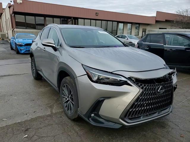 2022 Lexus NX - Image 12