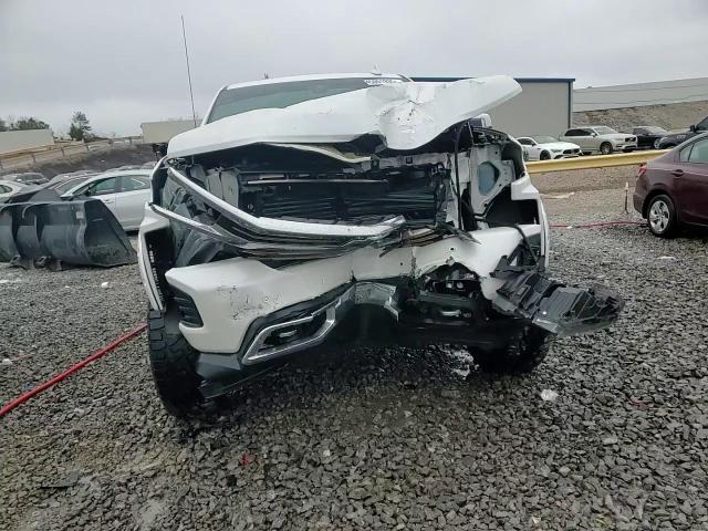 2019 Chevrolet Silverado - Image 13
