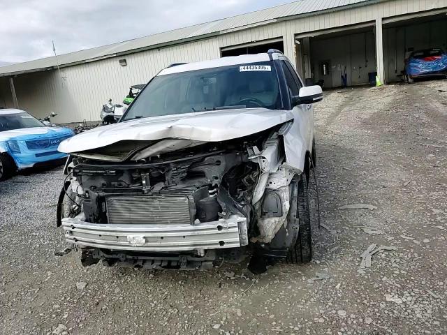 2019 Ford Explorer - Image 15