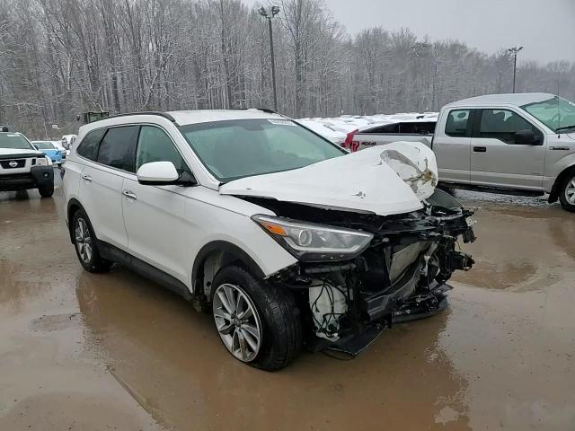 2018 Hyundai Santa Fe - Image 15