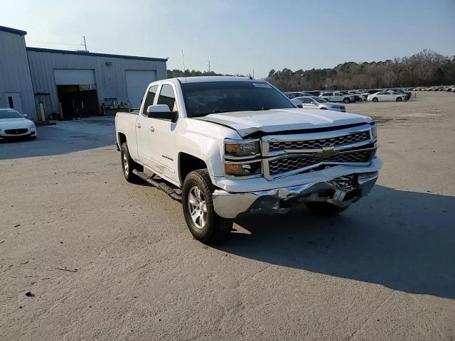 2015 Chevrolet Silverado - Image 13