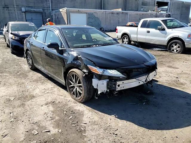 2023 Toyota Camry - Image 11