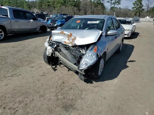 2016 Nissan Versa - Image 11