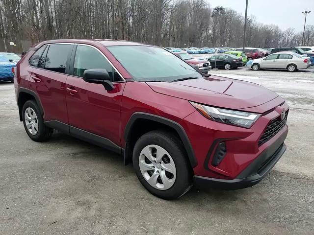 2024 Toyota RAV 4 - Image 11