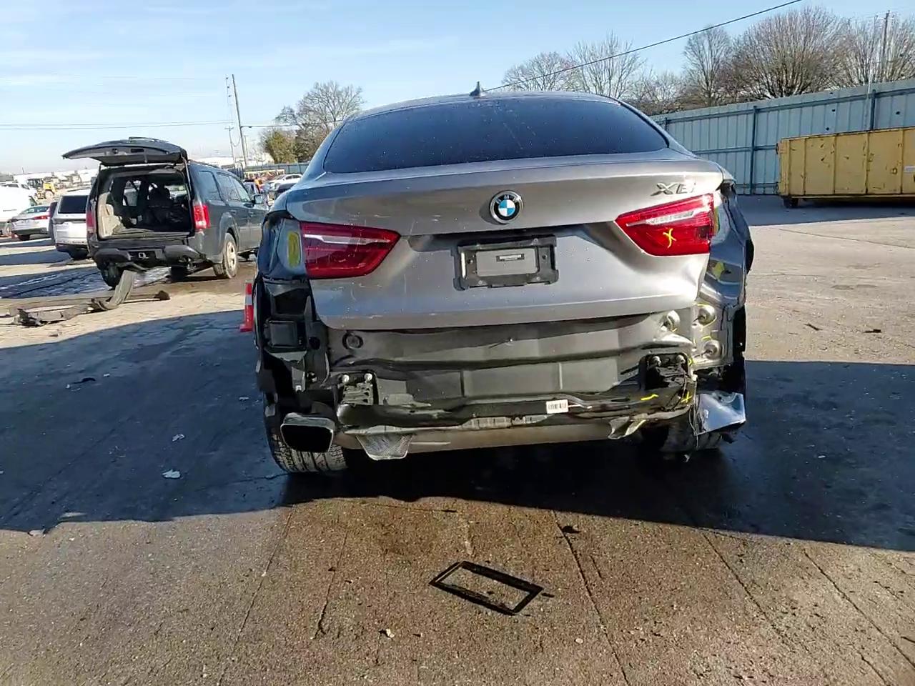 Фото: 5UXKU6C50J0W39048