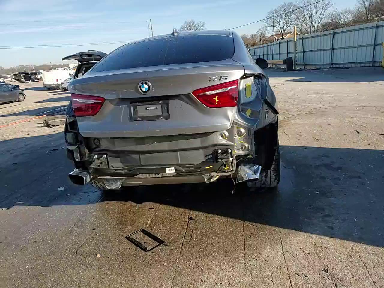 Фото: 5UXKU6C50J0W39048