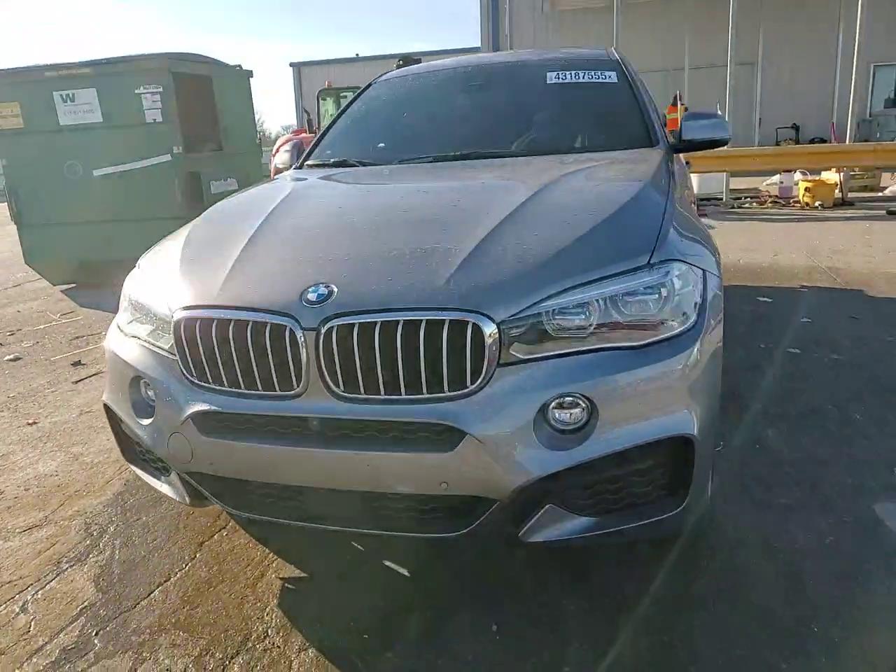 Фото: 5UXKU6C50J0W39048