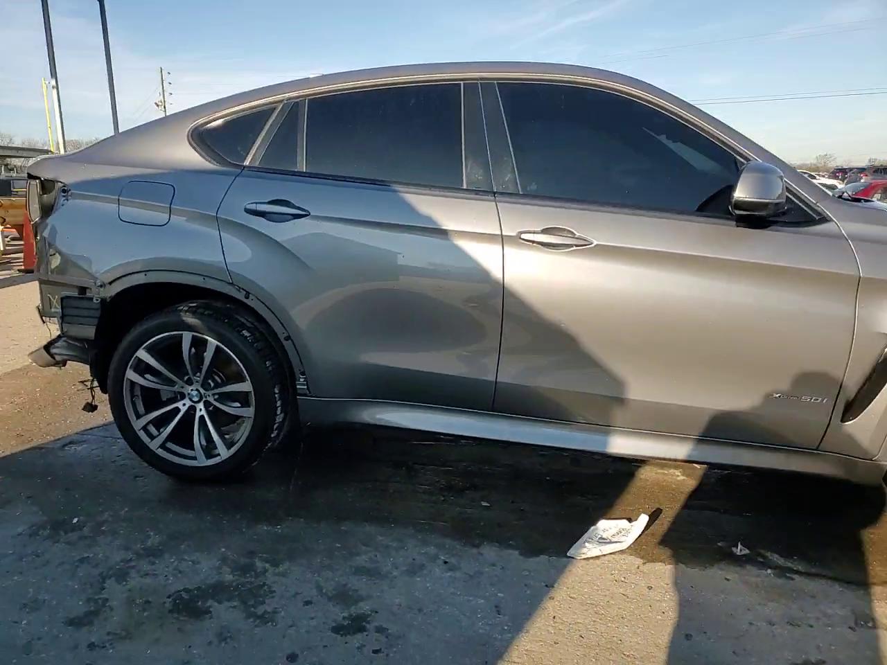 Фото: 5UXKU6C50J0W39048