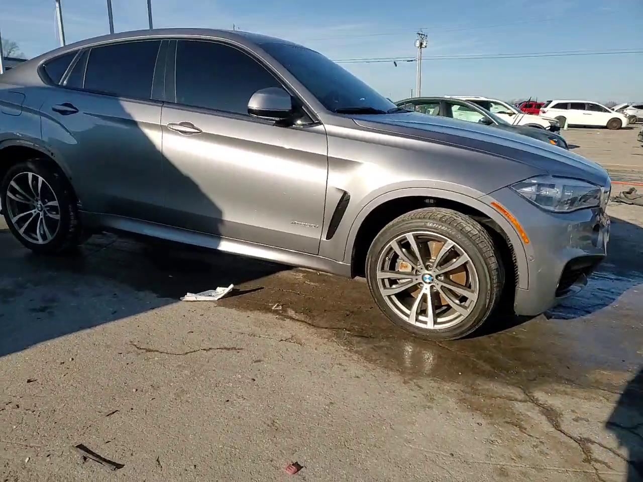 Фото: 5UXKU6C50J0W39048