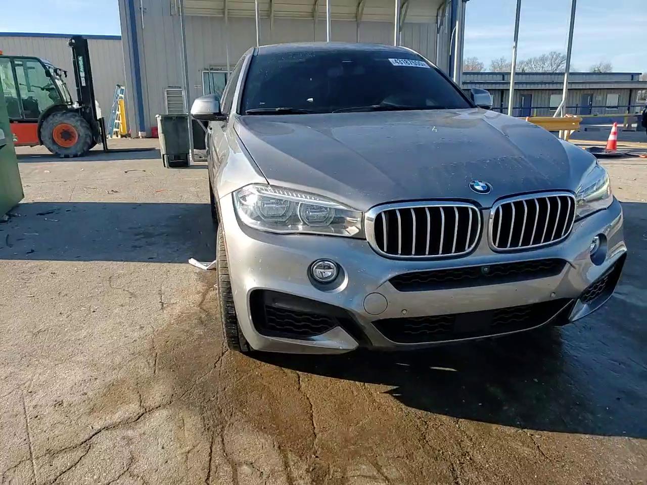 Фото: 5UXKU6C50J0W39048