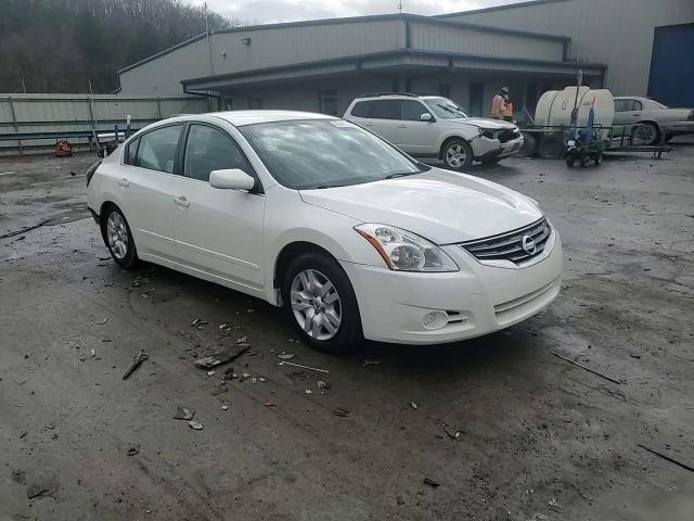 2012 Nissan Altima - Image 14