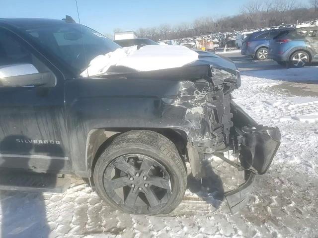 2016 Chevrolet Silverado - Image 11