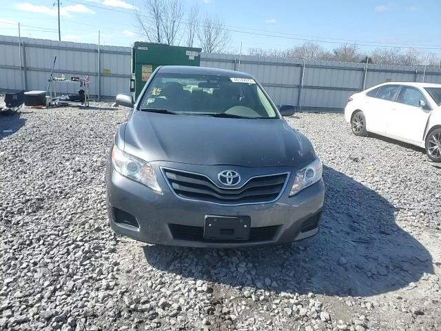 2011 Toyota Camry - Image 11