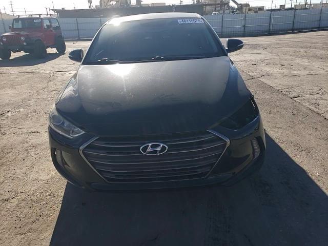2017 Hyundai Elantra - Image 10