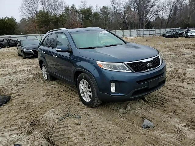 2014 Kia Sorento - Image 12