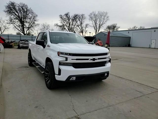 2022 Chevrolet Silverado - Image 10