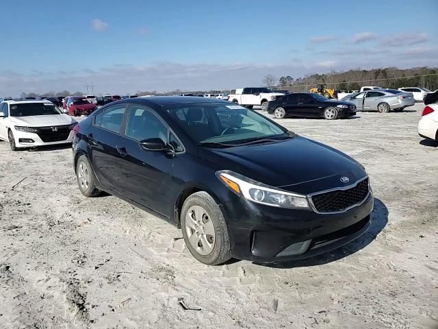 2018 Kia Forte - Image 11
