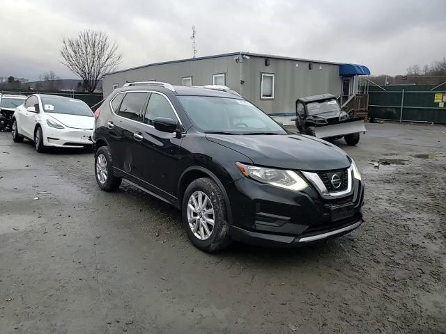2017 Nissan Rogue - Image 12