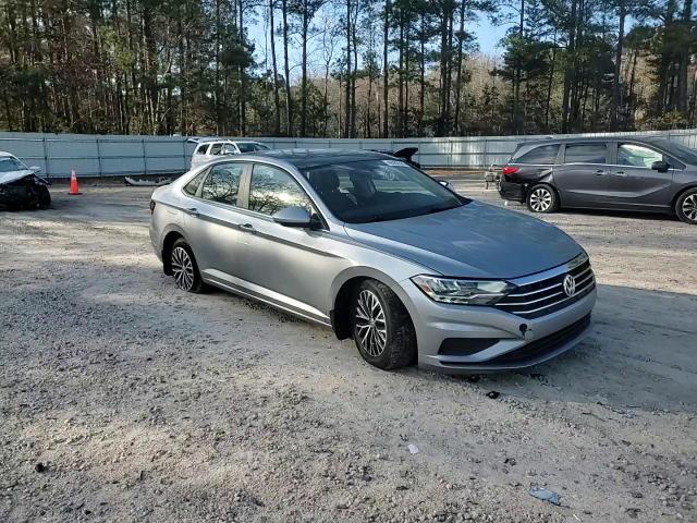2019 Volkswagen Jetta - Image 10