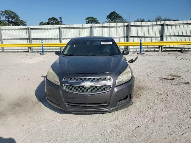 2013 Chevrolet Malibu - Image 11