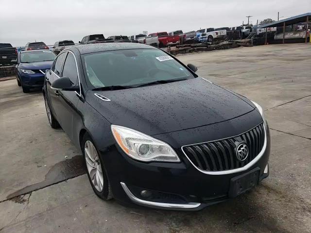 2016 Buick Regal - Image 11