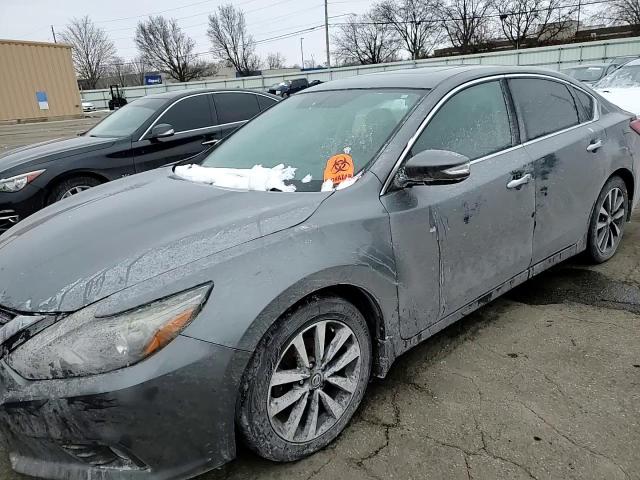 2016 Nissan Altima - Image 11