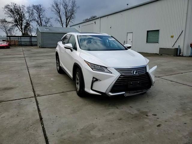 2018 Lexus RX - Image 11