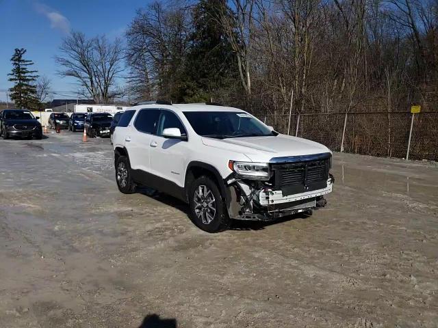 2022 GMC Acadia - Image 11